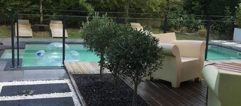 L'Enclume, the forger's lodges