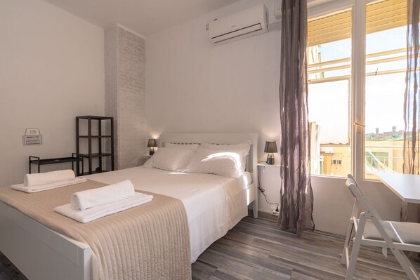 Studio Suite | Free WiFi - BB GALLERIA DEL RENO (Bologna)