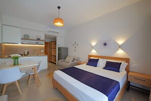 Quarto casal, vista para o mar | Roupas de cama antialérgicas, quartos à prova de som, Wi-Fi de cortesia