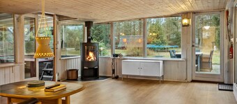 4 bedroom cozy home in Ans By