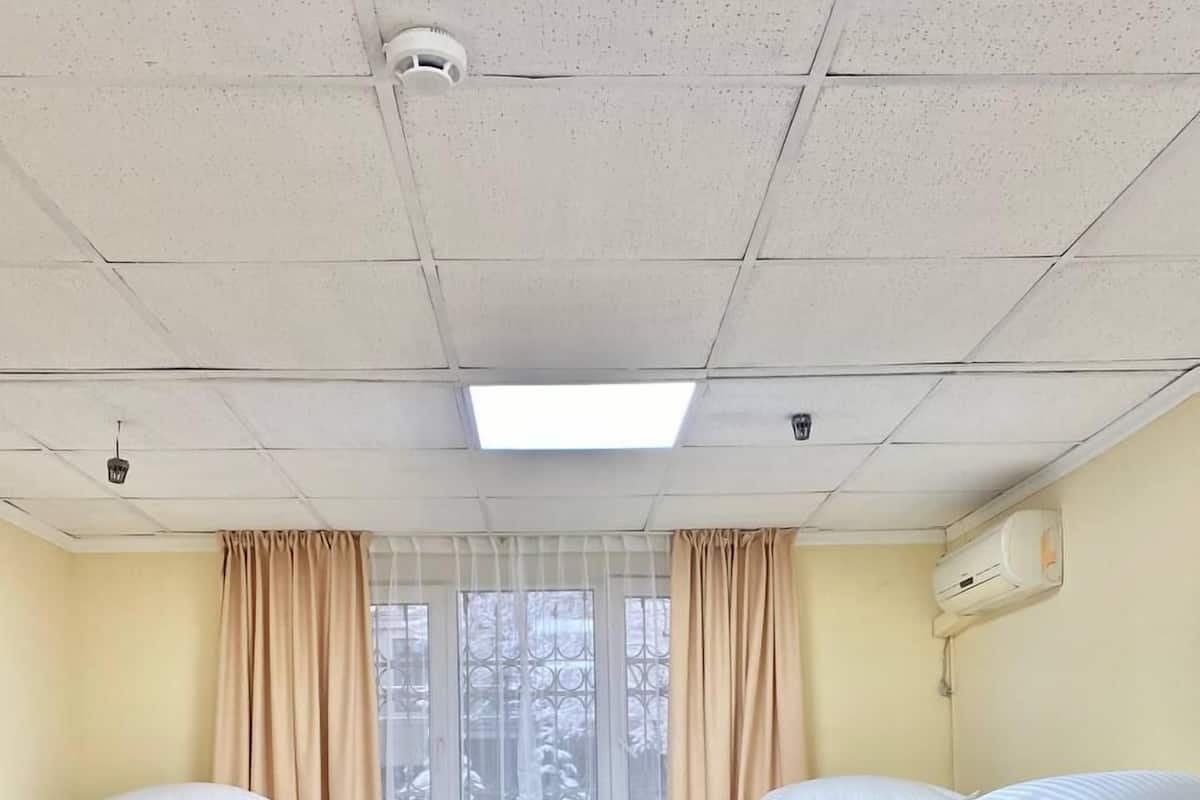 Economy Shared Dormitory, Men only