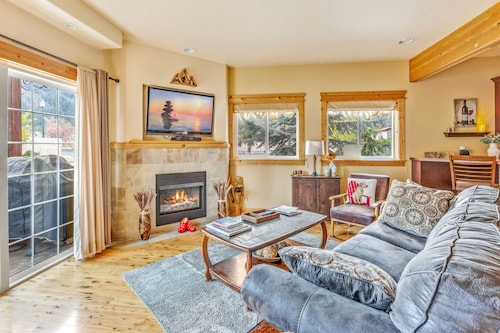 Harlin Haus at Cascade Crest Condos