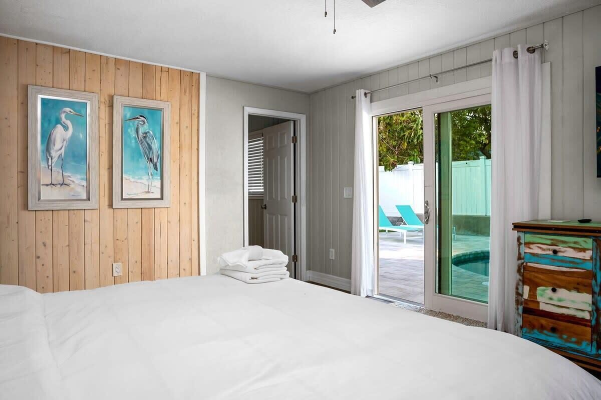 3 bedrooms, WiFi, bed sheets