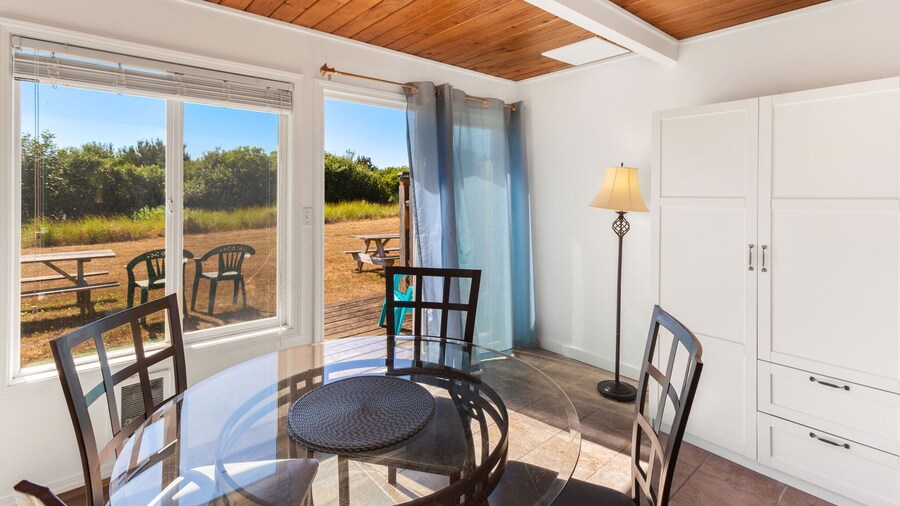 Sandy Days Condo in Ocean Shores