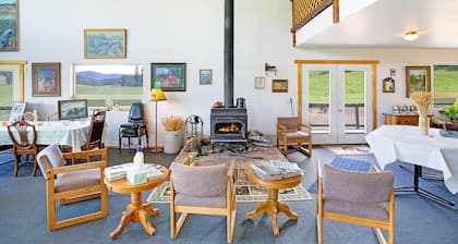 Hideaway Cabin in Oroville