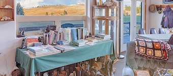 Hideaway Cabin in Oroville