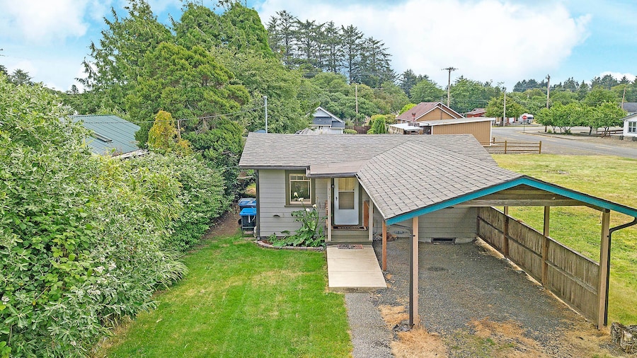 Crabbin Cabin Westport