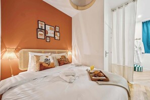 1 habitación, escritorio, tabla de planchar con plancha y wifi gratis 