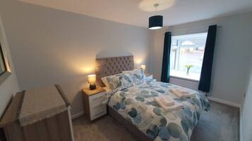 2 chambres, bureau, fer et planche Ă repasser, Wi-Fi gratuit