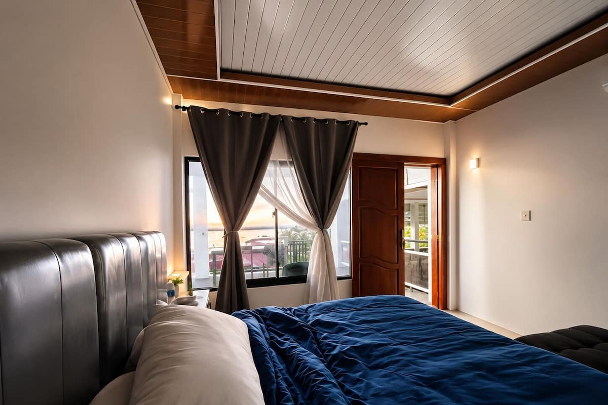 Chambre Deluxe, non-fumeur, vue sur lâocĂ©an | Draps en coton Ă©gyptien, literie de qualitĂ©, bureau