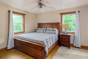 4 makuuhuonetta, Wi-Fi, vuodevaatteet