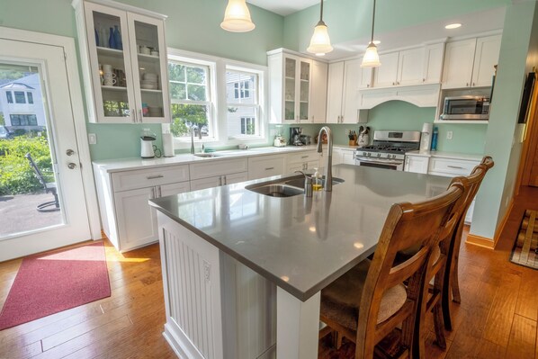 Fridge, microwave, oven, stovetop - Steps to the sand w/ fenced yard & lake views (Michigan City)