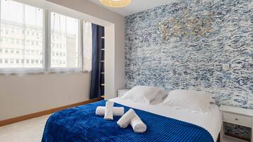 2 chambres, fer et planche à repasser, Wi-Fi, draps fournis