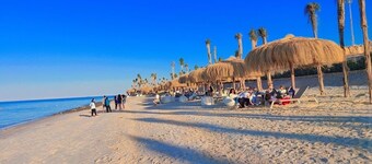 Luxurious Chalet at Ilmont Galala resort Sea & Lagoon View 