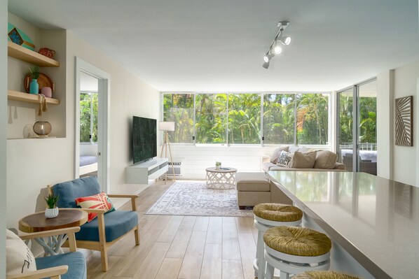 Interior - Spacious Remodeled Across from Kamaole 3 Beach (Kihei)