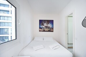 2 slaapkamers, een strijkplank/strijkijzer, wifi, beddengoed