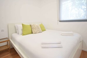 1 bedroom, iron/ironing board, WiFi, bed sheets - 1BR near the beach w/ Balcony and Mamad by HolyGuest (Tel Aviv)