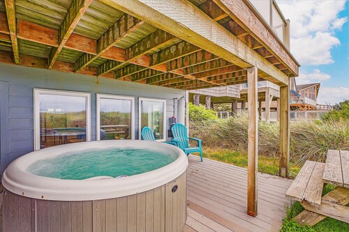 Beach Dream Two in Ocean Shores