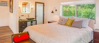 Lake Level Chalet in Oroville