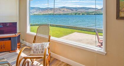 Lake Level Cabin in Oroville