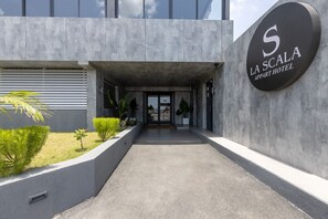 บริเวณภายนอก