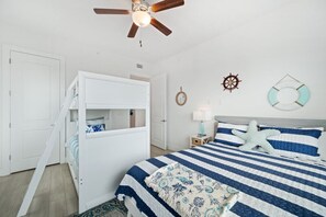 2 bedrooms, desk, iron/ironing board, free WiFi