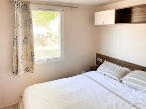 3 bedrooms, WiFi, bed sheets - A tranquil retreat in the countryside of SW France. Ideal base for wine lovers. (Lévignac-de-Guyenne)