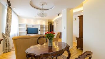 1 bedroom, iron/ironing board, free WiFi