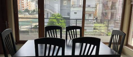 Apartment, 2 Bedrooms, Garden View | Private kitchen | Fridge, oven, electric kettle