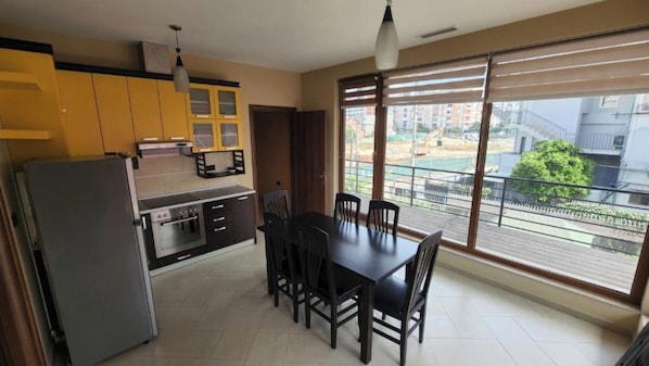 Apartment, 2 Bedrooms, Garden View | Private kitchen | Fridge, oven, electric kettle