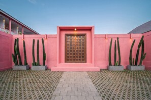 Interior entrance - PinkPrivate Balangan - for Cool Adults Only (Jimbaran)