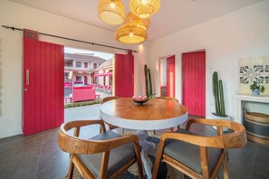 浪漫套房, 泳池景观 | 客房景观