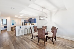 Appart'hĂŽtel, 3 chambres | Restauration