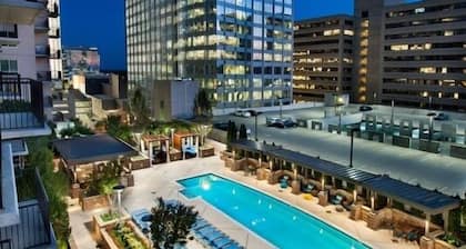 Uptown Fully Furnished 2br Apartment 2 Bedroom Apts by RedAwning