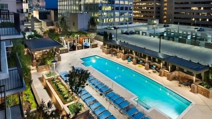 Uptown Fully Furnished 2br Apartment 2 Bedroom Apts by RedAwning