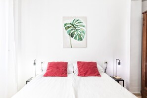 2 quartos, ferros/tábuas de passar roupa, Wi-Fi de cortesia