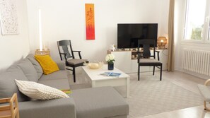 TV, books