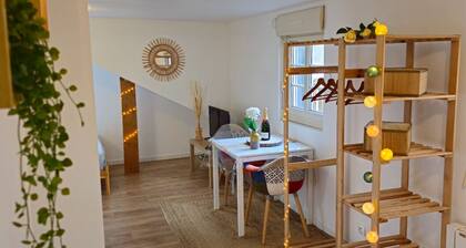 Sous les toits -Situé sur le port de plaisance de Saint Valery en Caux