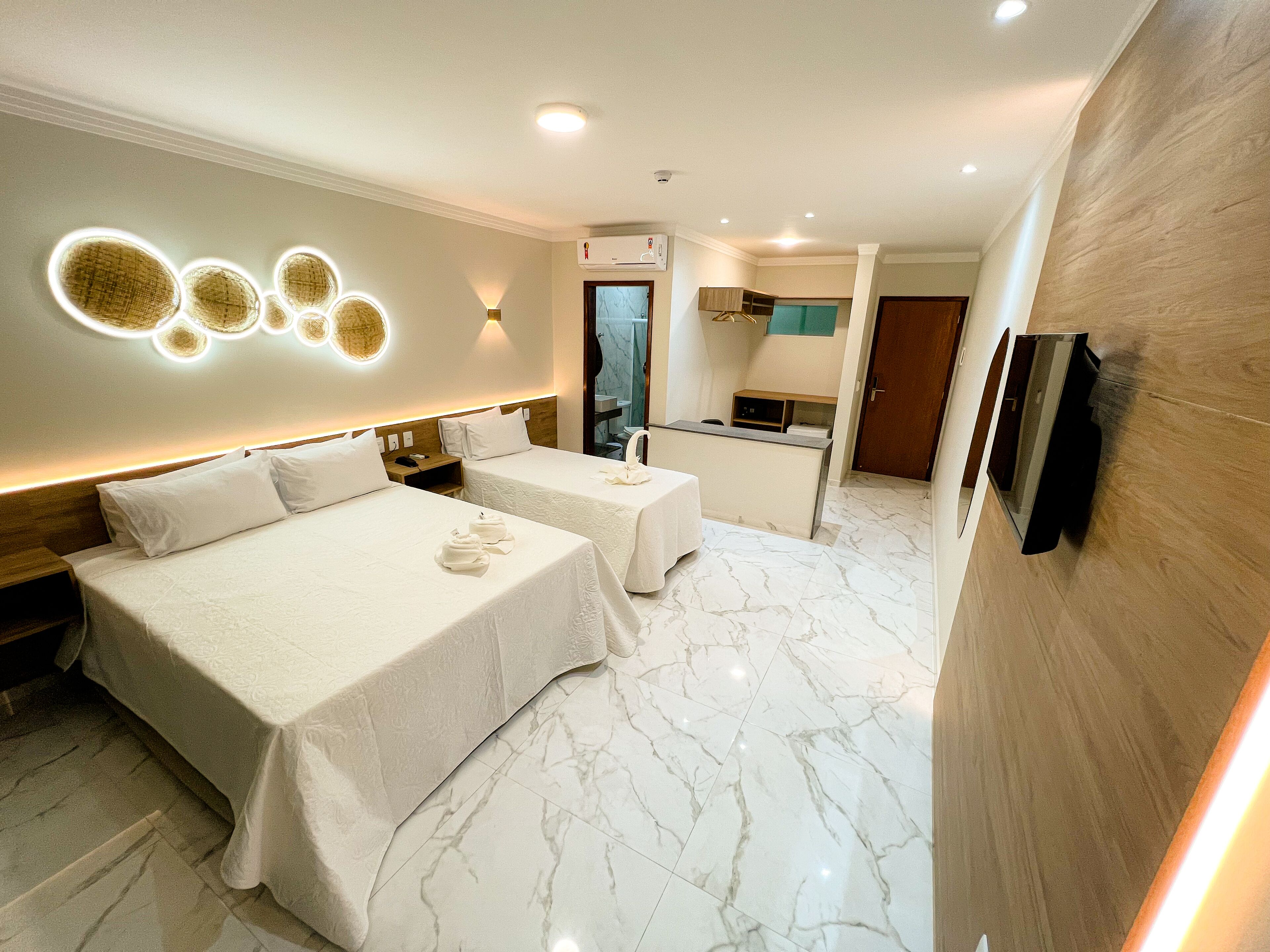 Escritorio y wifi gratis 