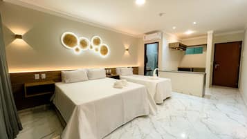 Standard Triple Room | Desk, free WiFi