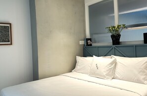 1 habitación, tabla de planchar con plancha, cuna de viaje y wifi