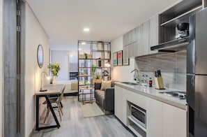 Loftsrom – exclusive | Eget kjøkken | Kjøleskap, mikrobølgeovn, riskoker og hurtigmikser