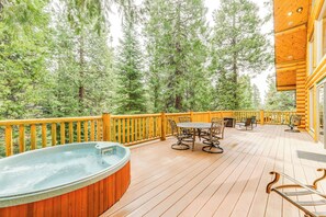 House (2 Bedrooms) | Interior - Mountain Cabin w/ Hot Tub: 4 Mi to Shaver Lake! (Shaver Lake)
