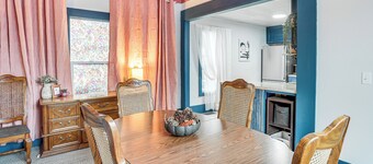 Charming Minneapolis Home w/ Deck, 5 Mi to Central
