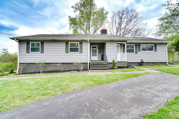 Casa (3 Bedrooms) | Vista frontal de la propiedad