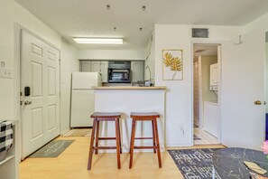 Apartment (0 Bedroom) | Interior