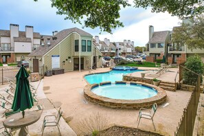 Apartment (0 Bedroom) | Interior - Condo w/ Pool Access: 3 Mi to Downtown Fort Worth! (Fort Worth)
