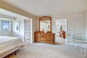 4 dormitorios, Internet, ropa de cama