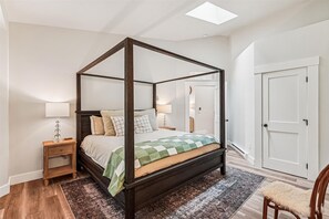 4 makuuhuonetta, ilmainen Wi-Fi, vuodevaatteet