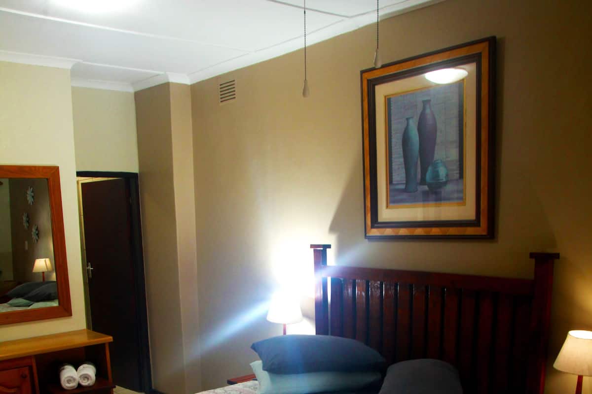 Standard Double Room | In-room safe, bed sheets
